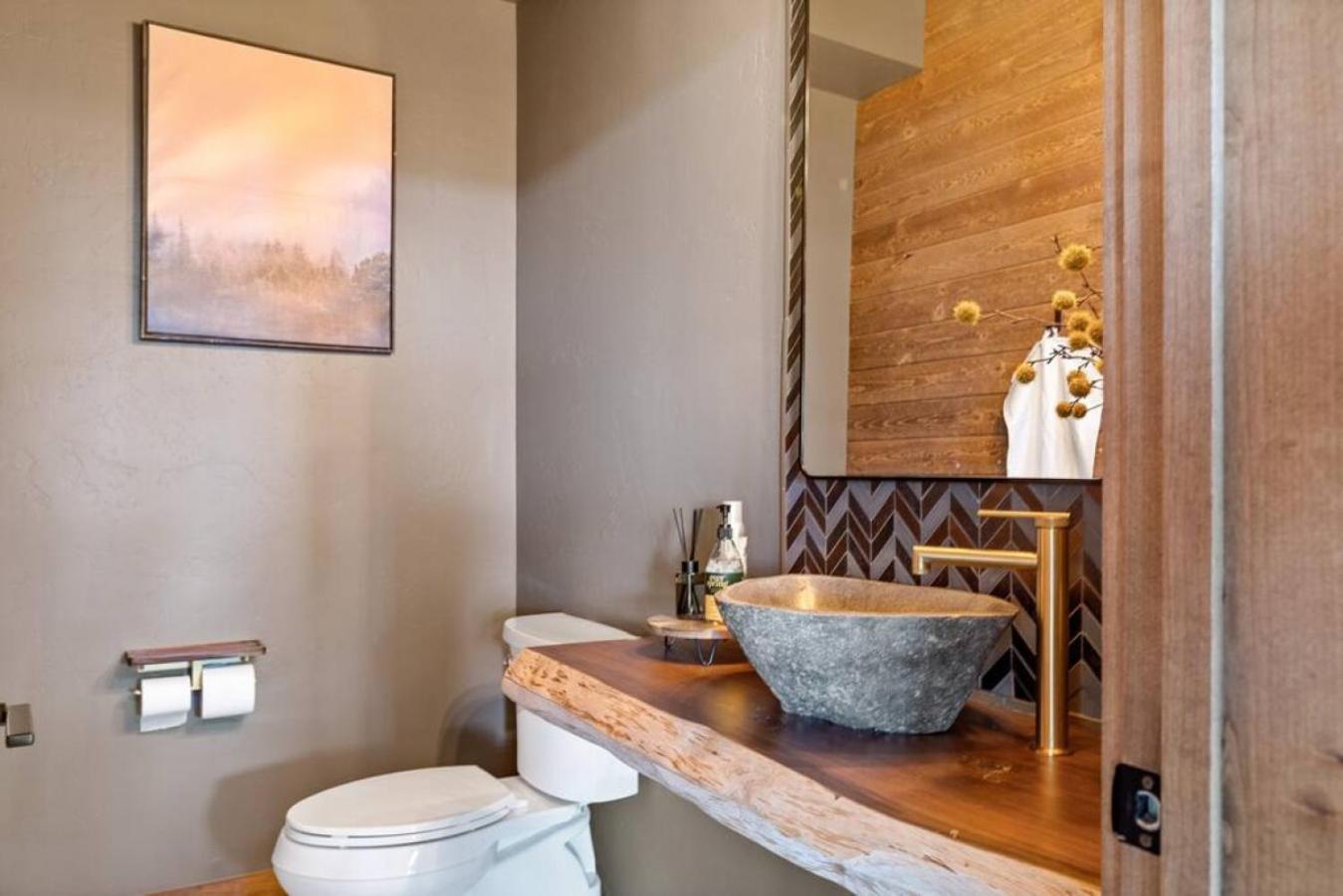 Steel Pine Lodge A Rustic Mountain Retreat Views Baldwin Lake Bagian luar foto
